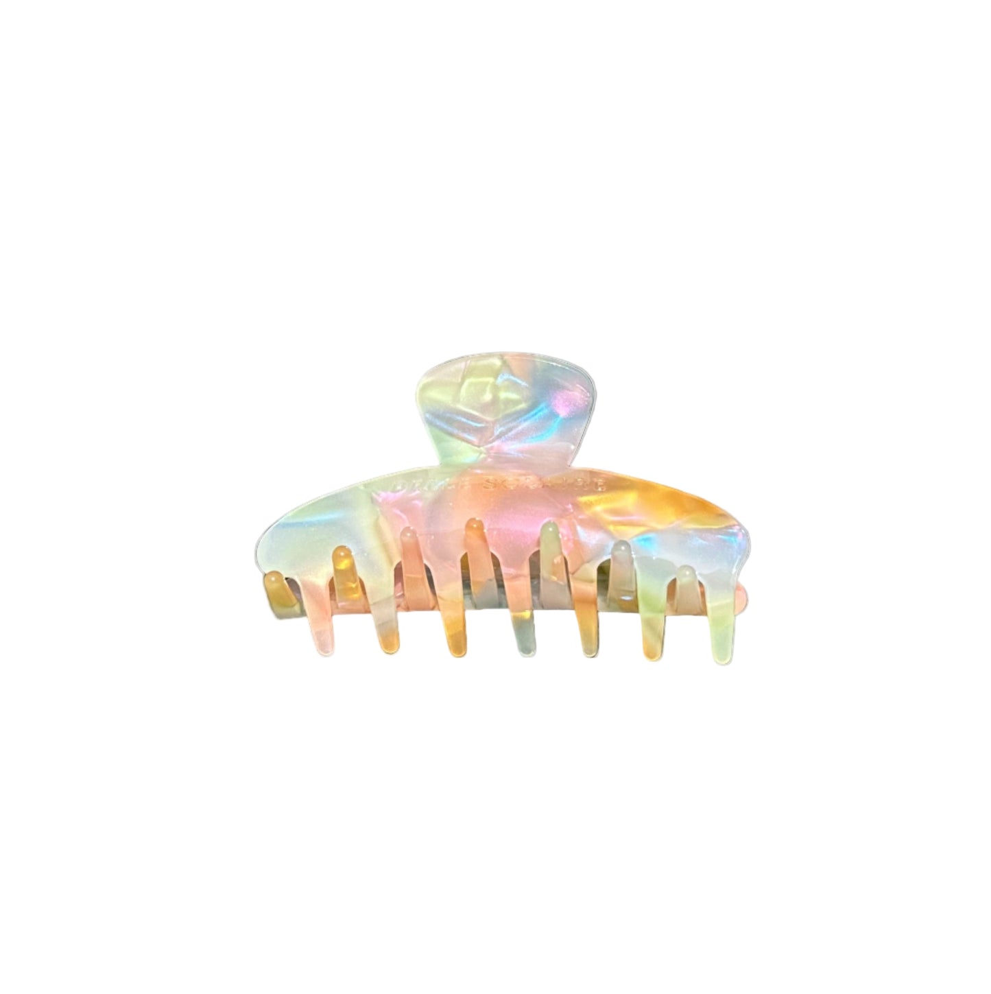 Hair claw clip made from plant-based cellulose acetate showing claws in golden horizon color.