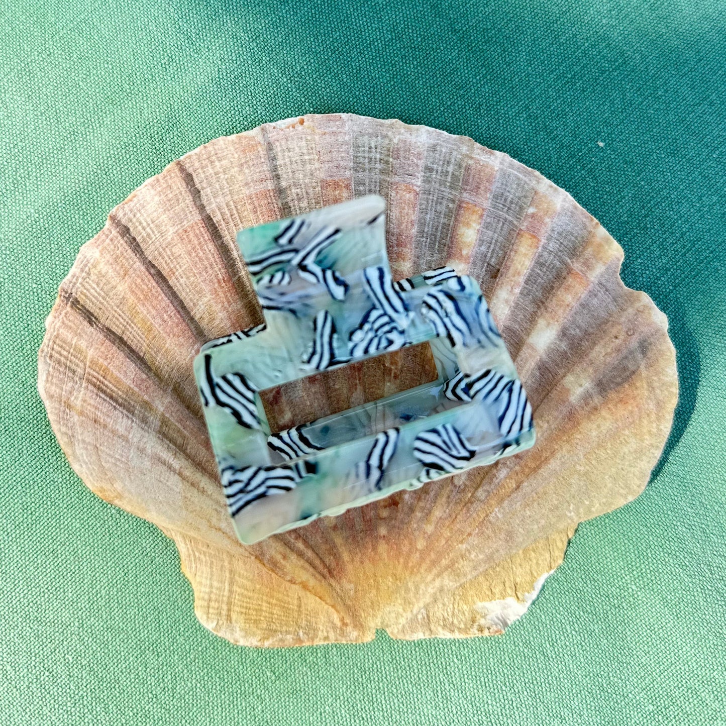 Victoria Hair Claw Clip - Zebra Haze - 5 x 5 cm